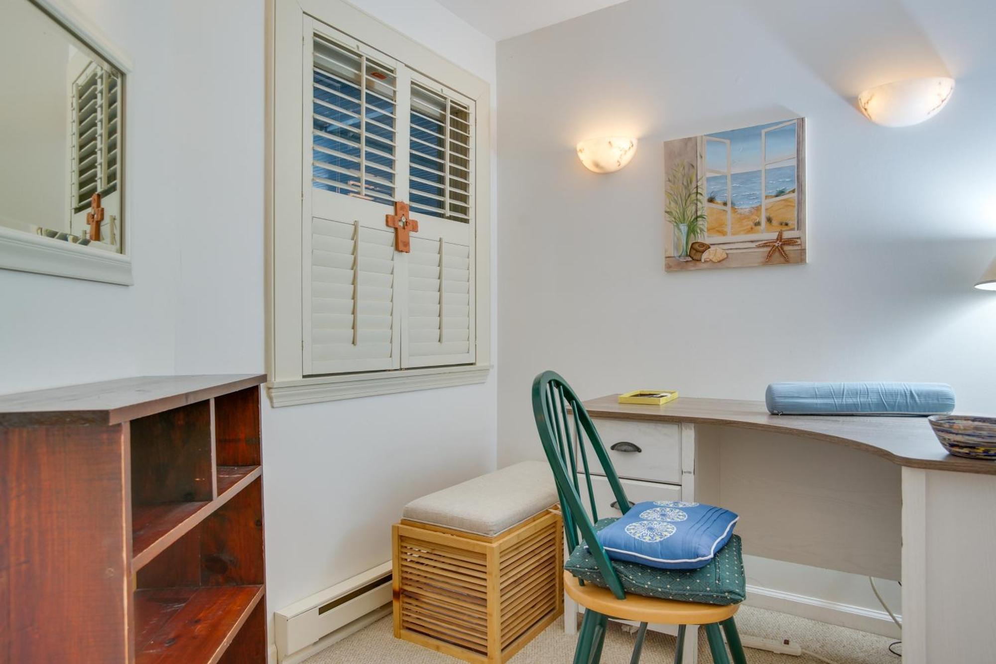 Breezy Oak Bluffs Condo - Steps To Inkwell Beach! Esterno foto