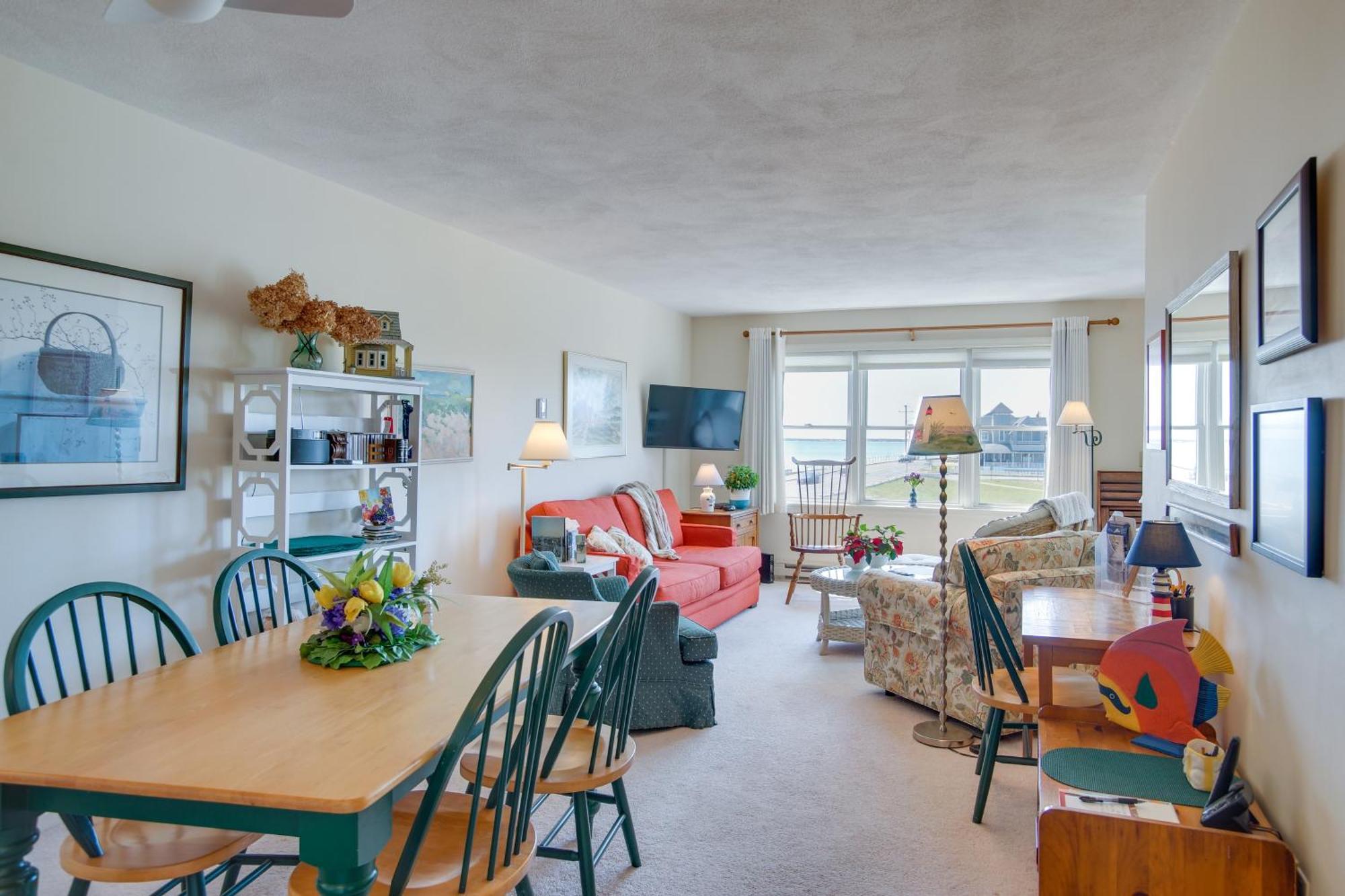 Breezy Oak Bluffs Condo - Steps To Inkwell Beach! Esterno foto