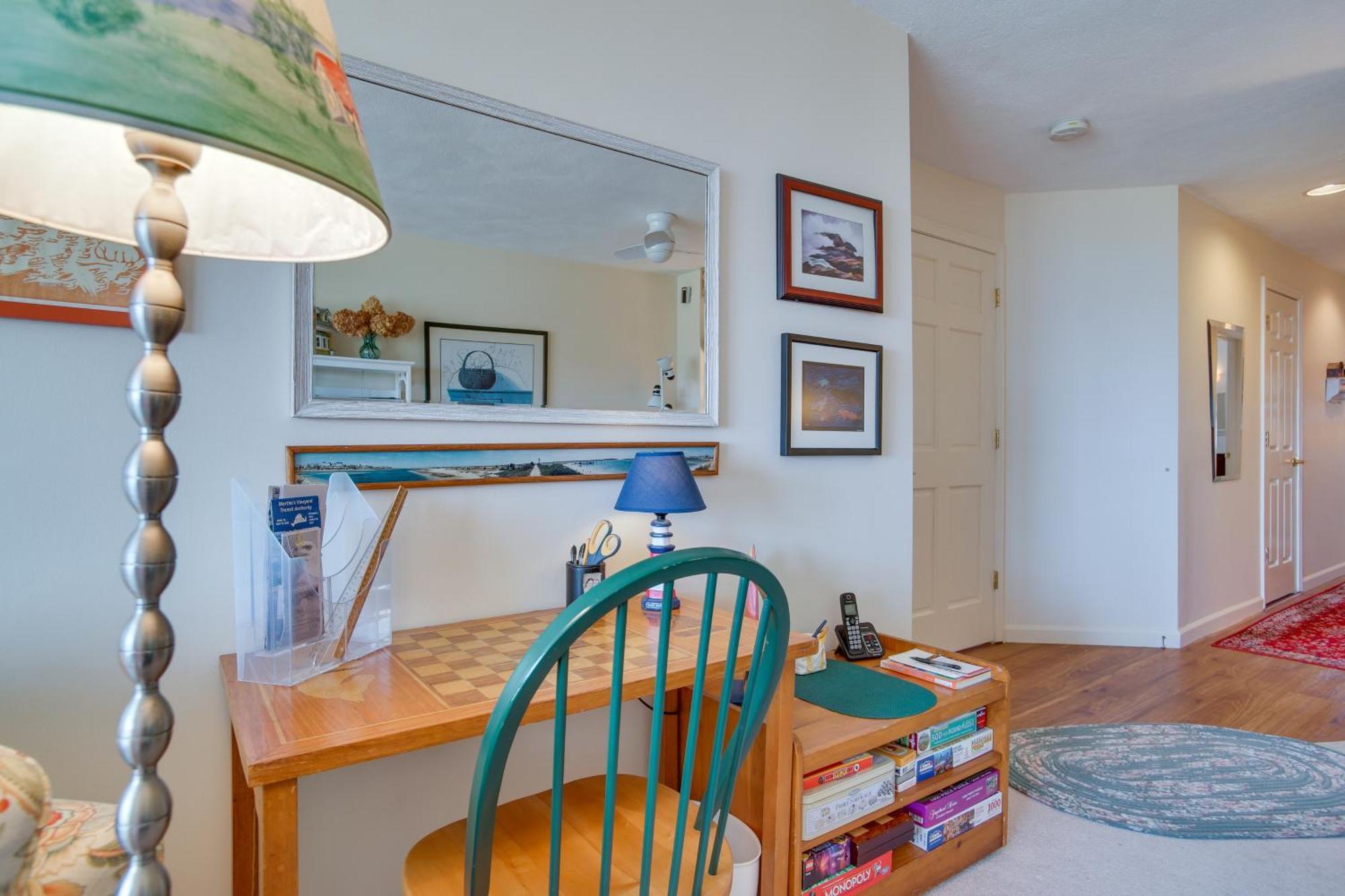 Breezy Oak Bluffs Condo - Steps To Inkwell Beach! Esterno foto