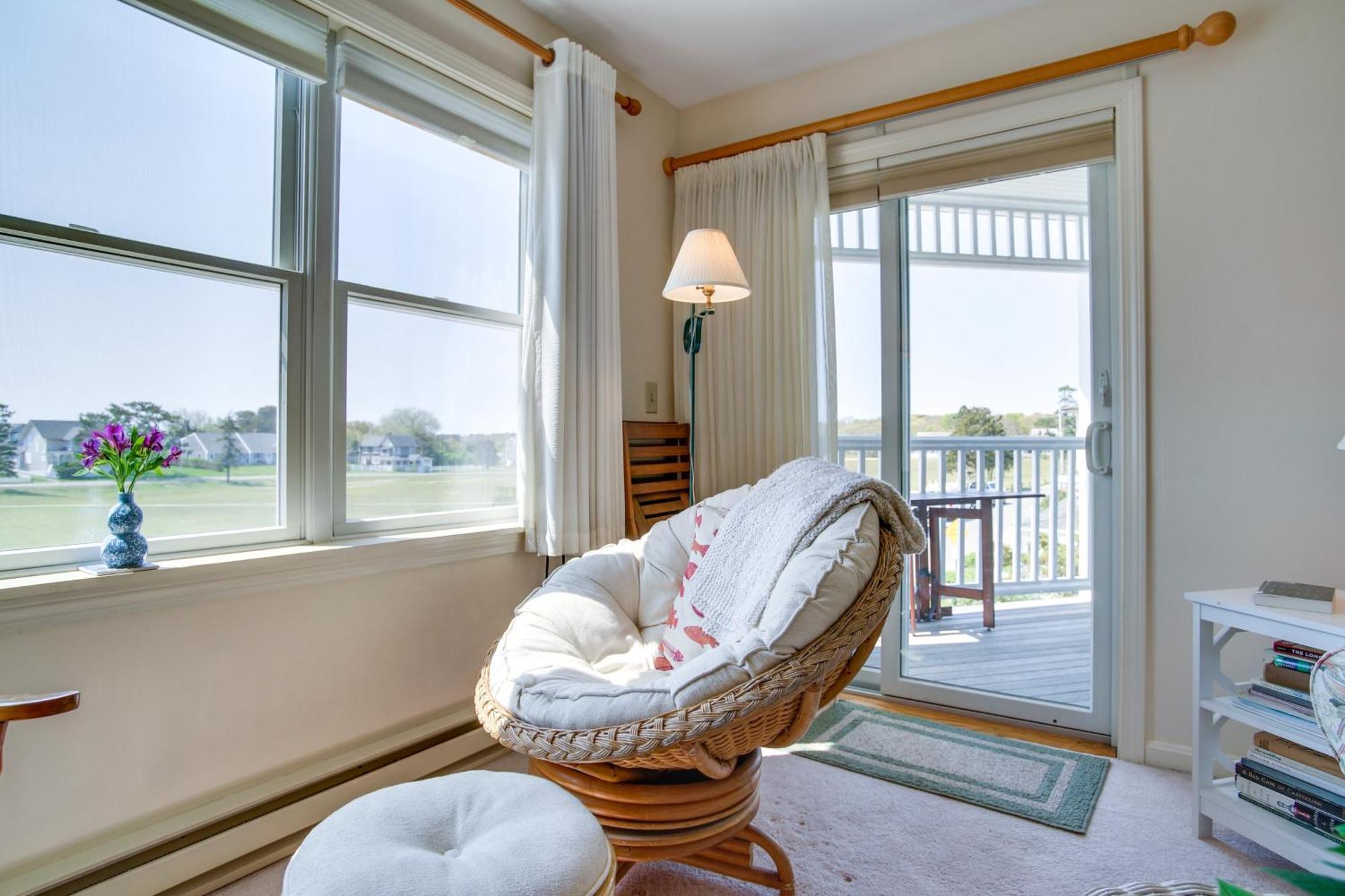 Breezy Oak Bluffs Condo - Steps To Inkwell Beach! Esterno foto